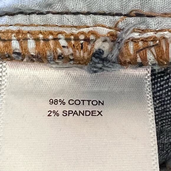 a loves a Women’s High-Rise Medium Wash Straight Leg Fringe Hem Jeans 27 EUC - Picture 13 of 16